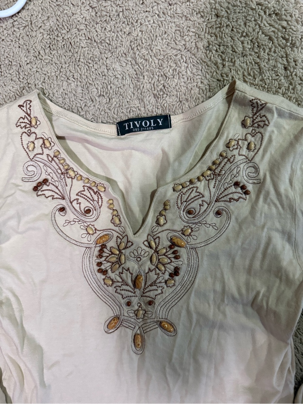y2k vintage boho long sleeve top with beaded detail - Picture 2 of 4
